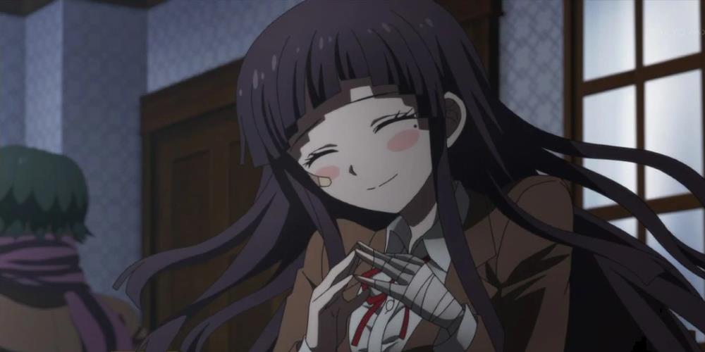 Mikan Tsumiki Style Advice: How to Exude Dignity and Class