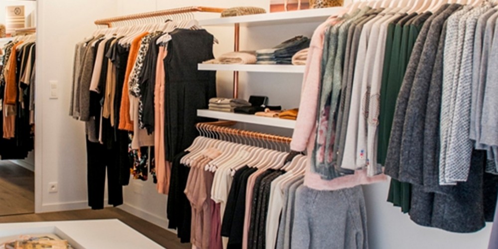 5 trendy clothing styles to consider for your boutique