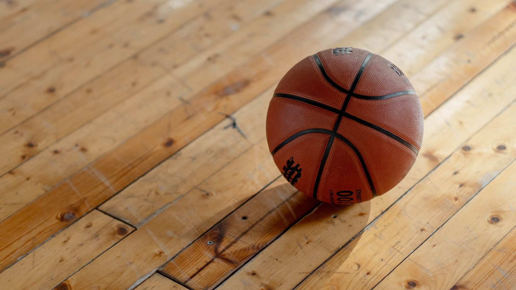 How Do You Make an Outdoor Basketball Court Grippy?